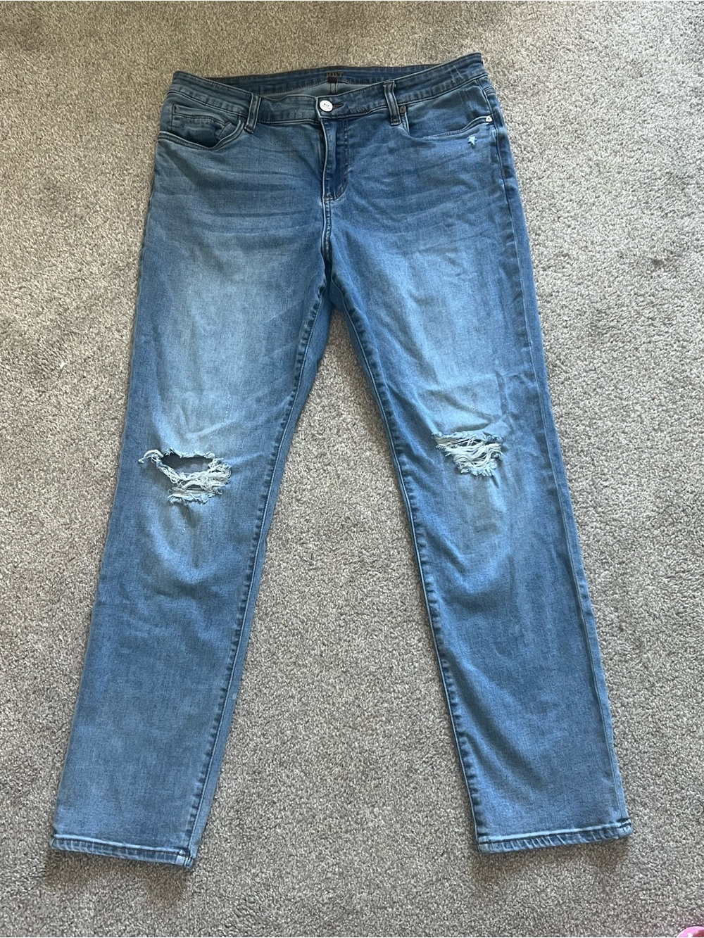 Kut from the Kloth Women's Distressed Skinny Jeans - Medium Blue